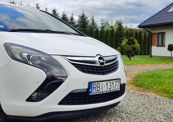 Opel Zafira cena 34900 przebieg: 180200, rok produkcji 2015 z Goniądz małe 529